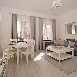 Apartment Kameralny Dluga 50, Gdansk